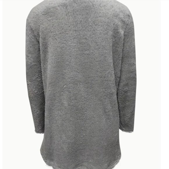 NEW Cozy Casual Long Sleeve Crew Neck Pullover w/ Front Pockets in Lt Gray. Med - Picture 2 of 2